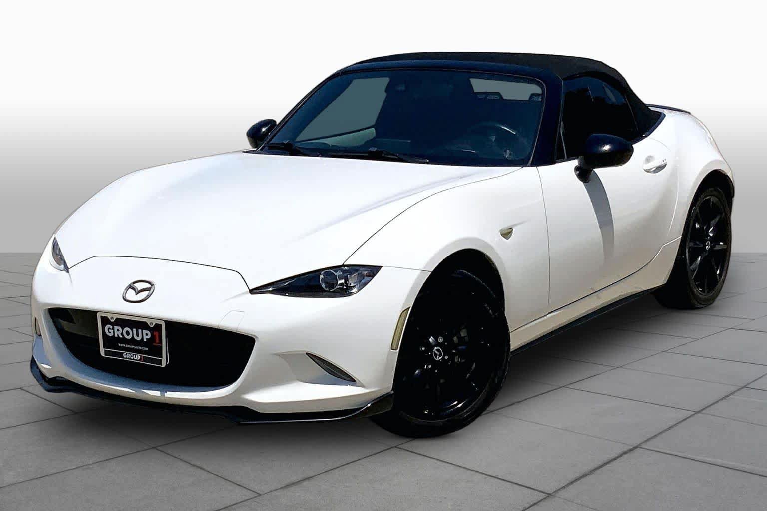 Used 2021 MAZDA MX-5 Miata Club RWD video 1