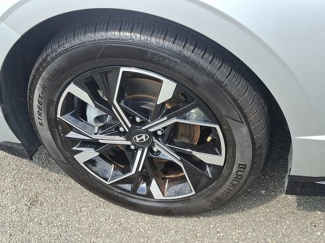 Used 2025 Hyundai Sonata SEL FWD image 8