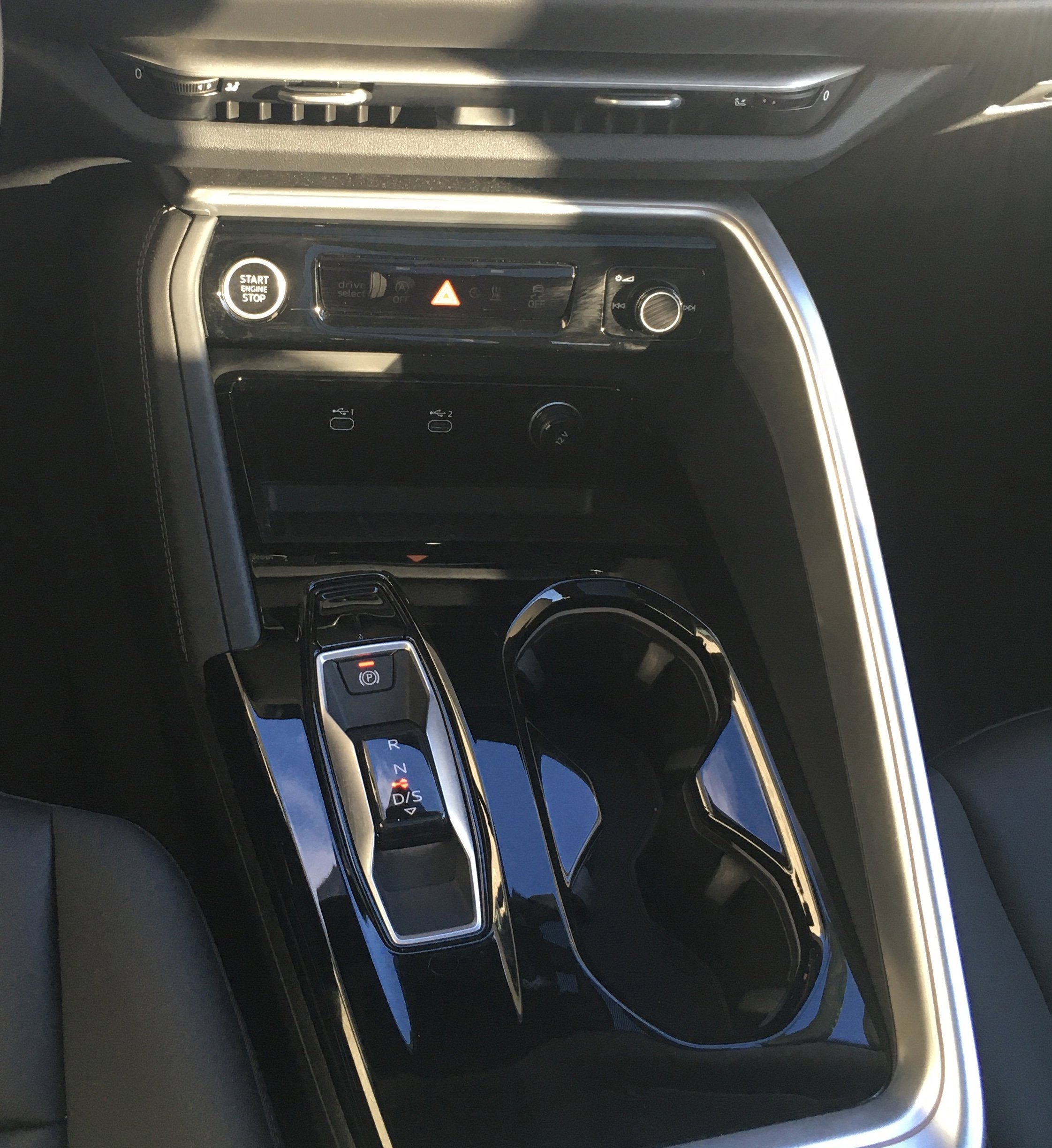 Certified 2025 Audi Q5 Premium w/ Convenience Package AWD/4WD image 12