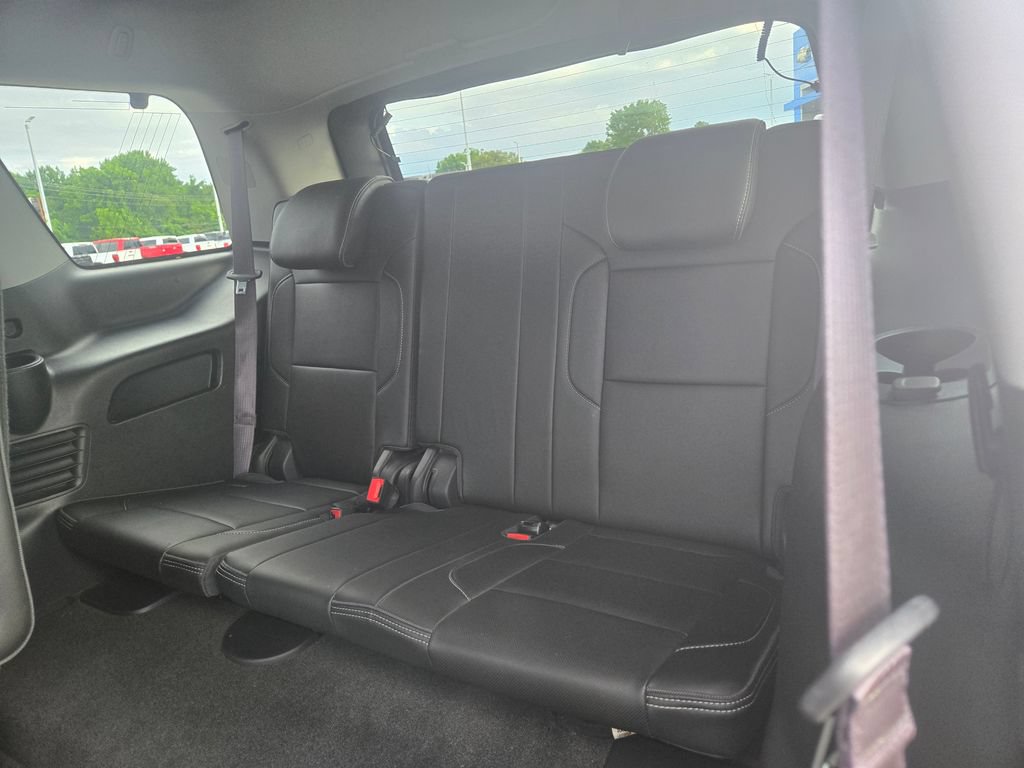 Used 2017 GMC Yukon Denali AWD/4WD image 9