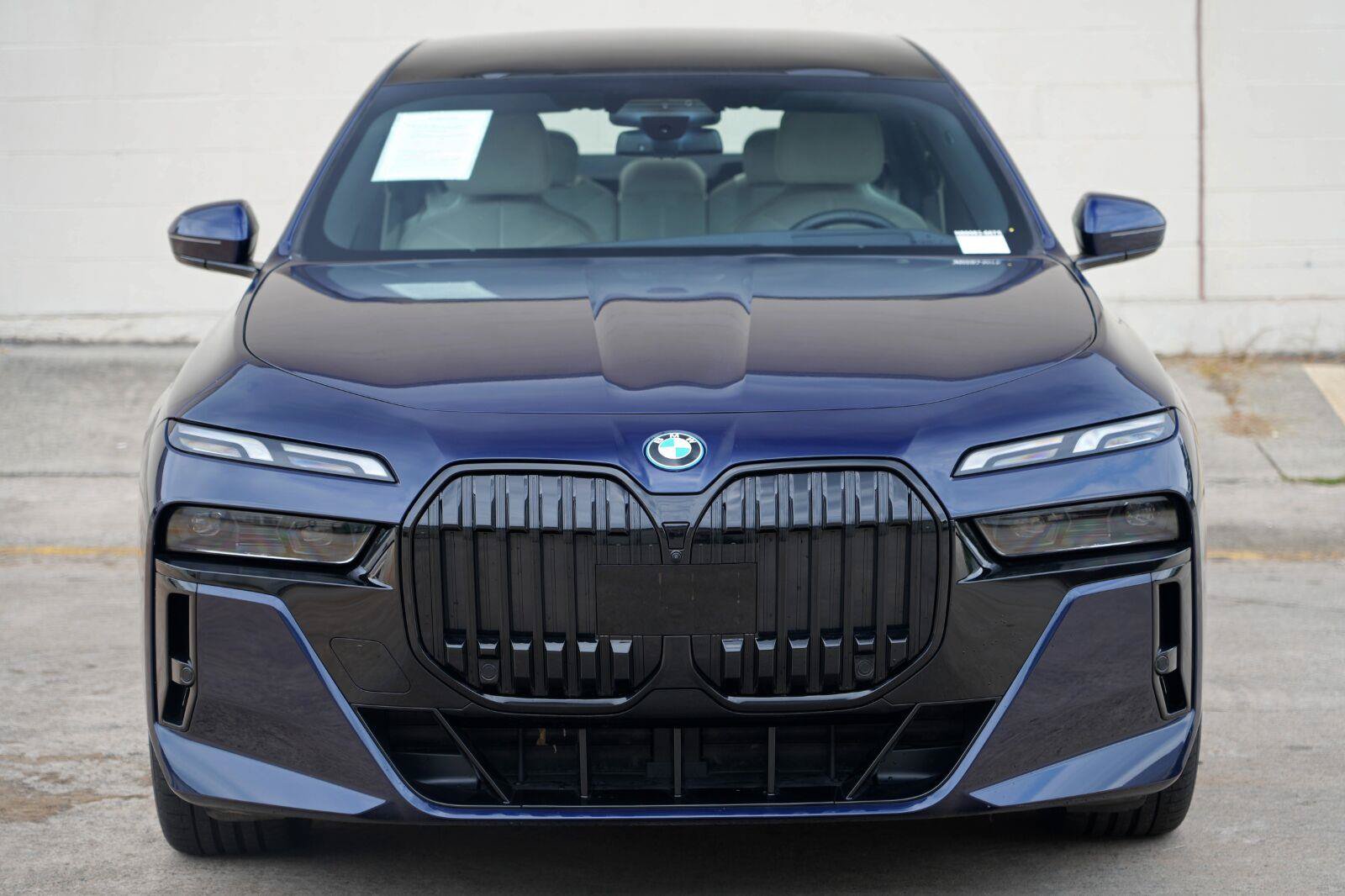 Used 2023 BMW i7 xDrive60 AWD/4WD image 62