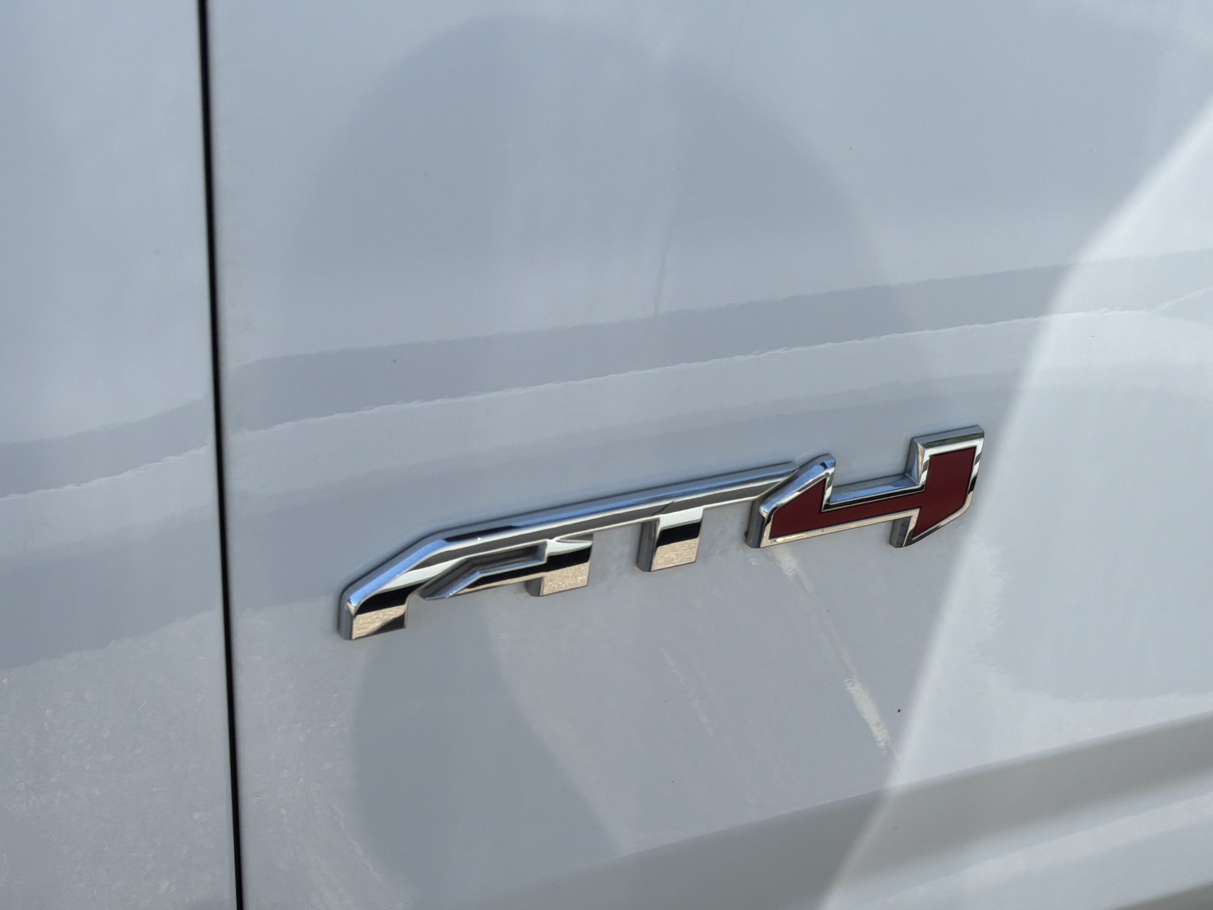 Used 2021 GMC Yukon AT4 w/ AT4 Premium Plus Package AWD/4WD image 2