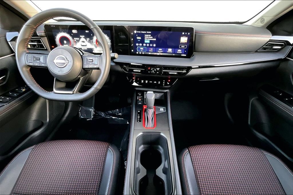 New 2026 Nissan Kicks SR w/ Cold Weather Package image 5