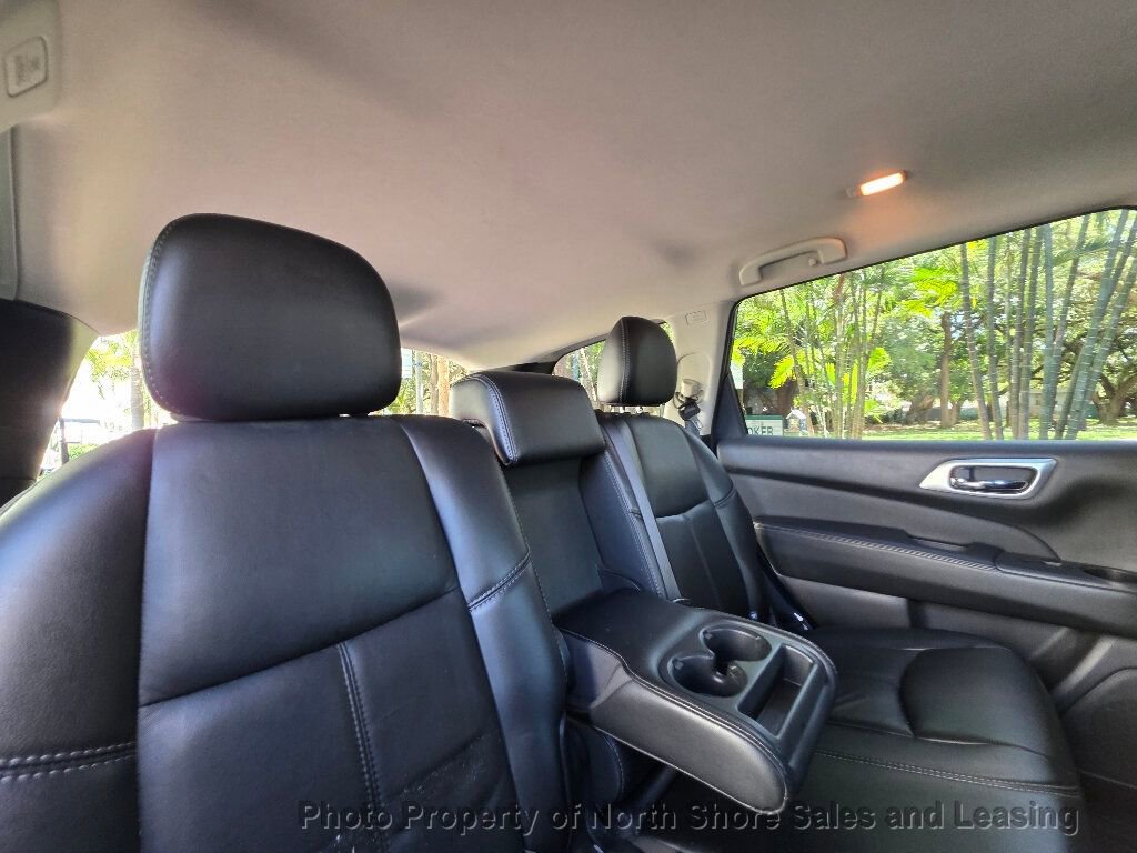 Used 2019 Nissan Pathfinder SL image 53
