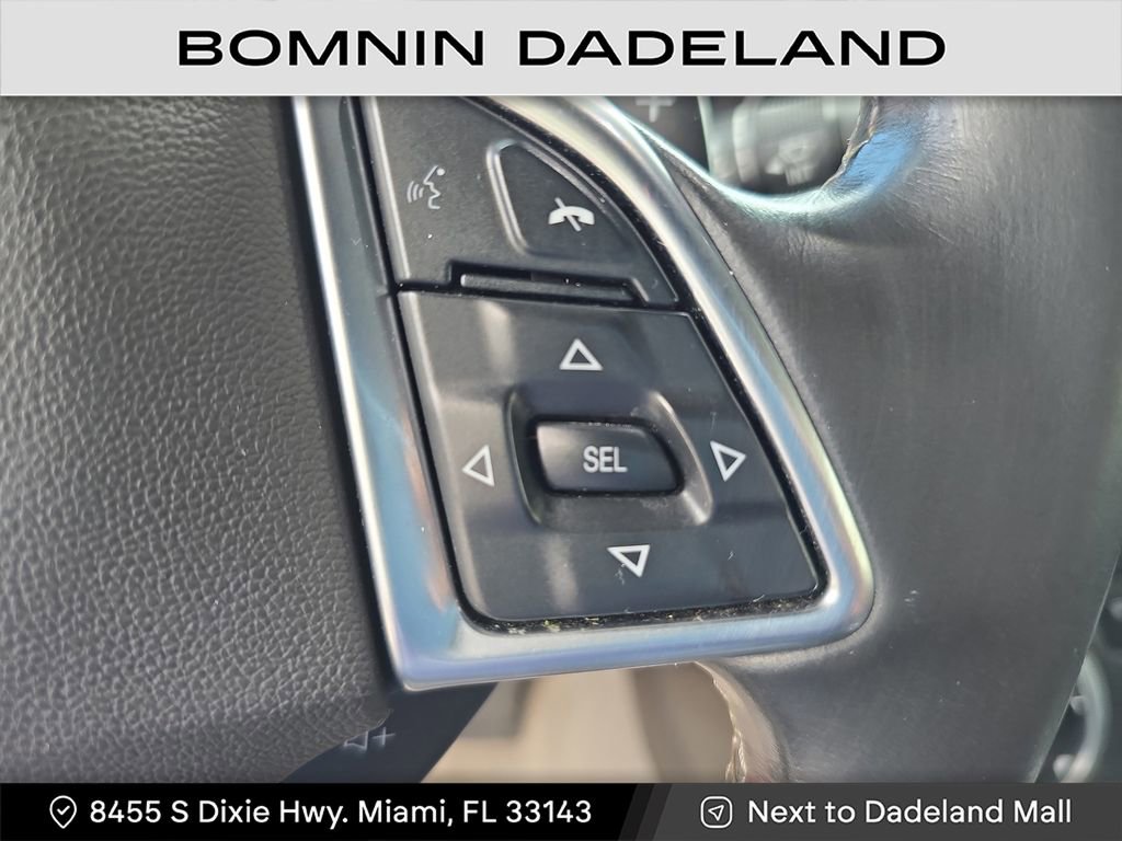 Used 2021 Chevrolet Camaro LT image 25