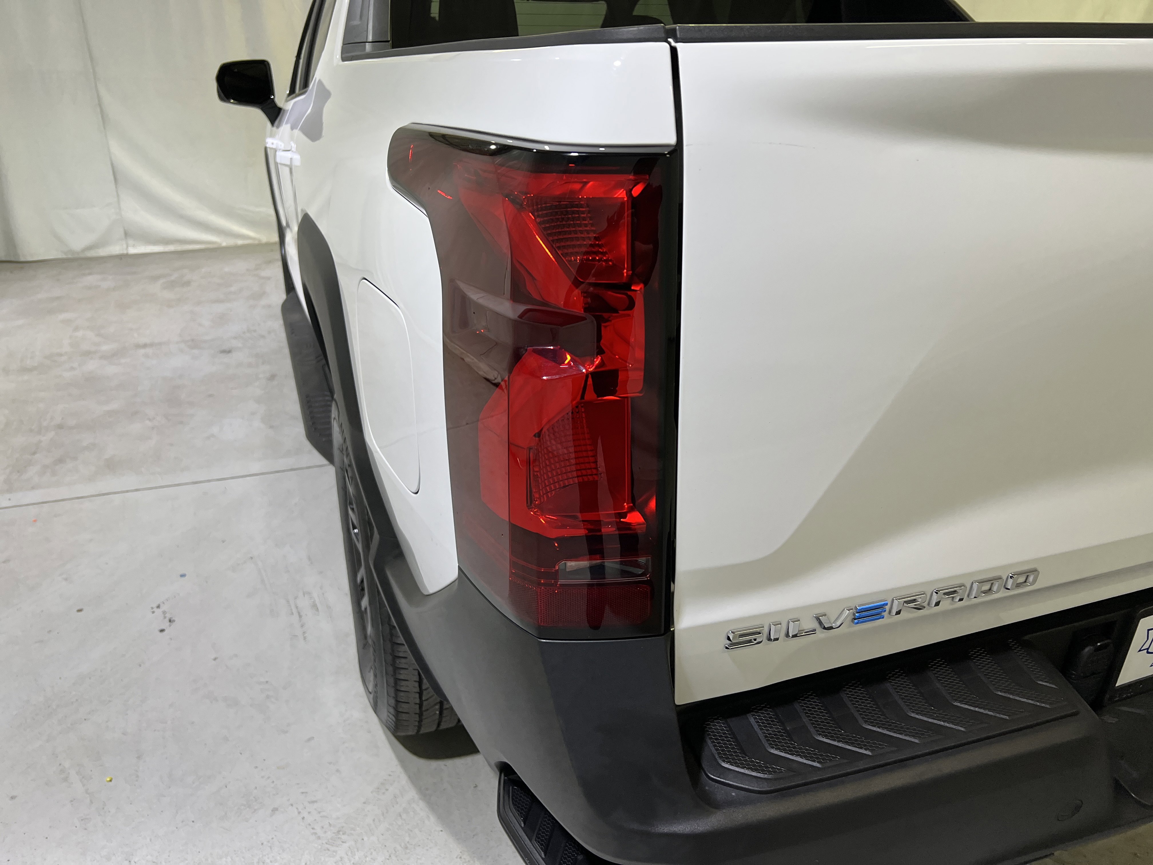 Used 2024 Chevrolet Silverado EV W/T AWD/4WD image 10