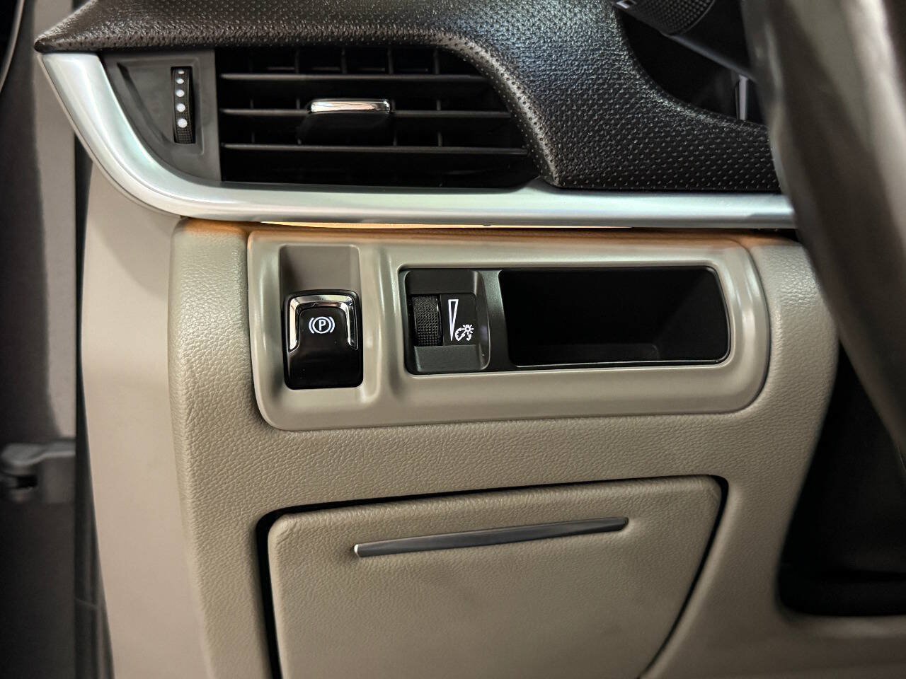 Used 2017 Cadillac XTS Luxury w/ Driver Awareness Package FWD image 77