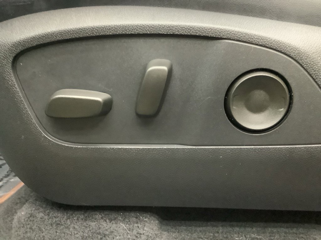 New 2026 GMC Acadia AT4 w/ Super Cruise Package image 15