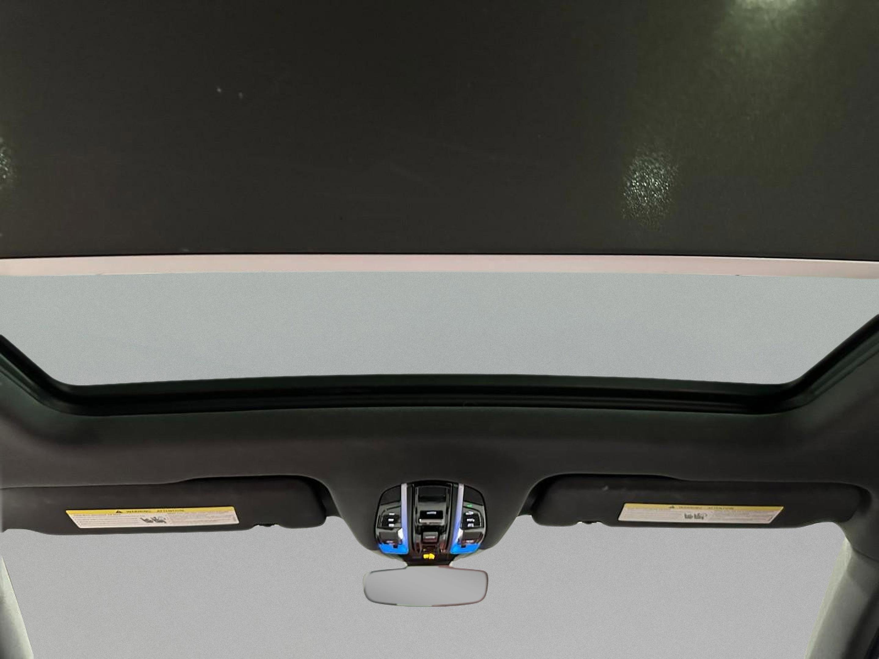 Used 2021 Porsche Cayenne S image 12