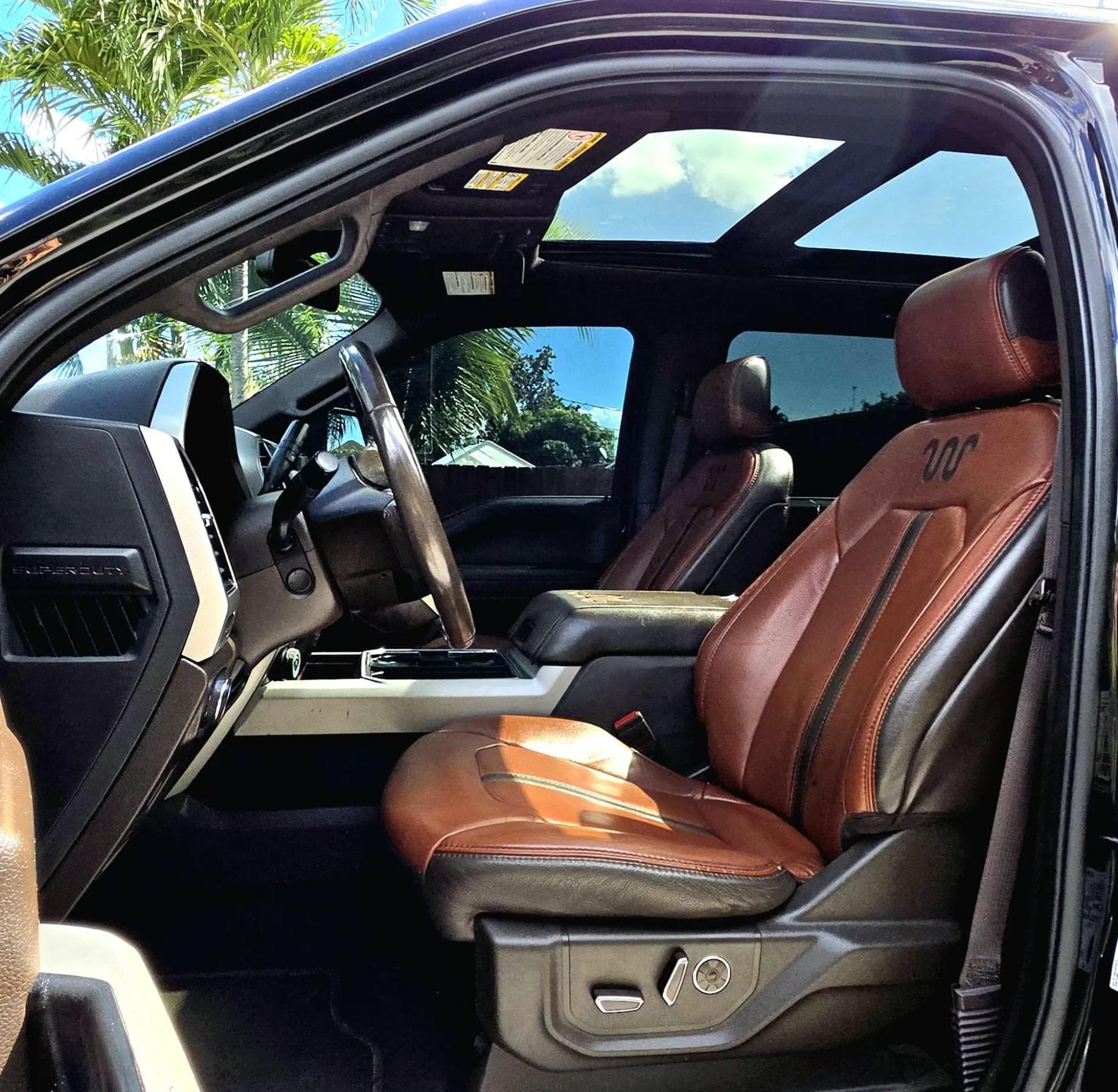 Used 2020 Ford F250 King Ranch w/ King Ranch Ultimate Package AWD/4WD image 5