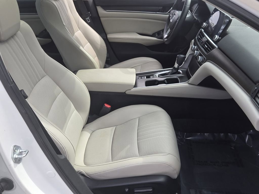 Used 2021 Honda Accord EX-L image 17