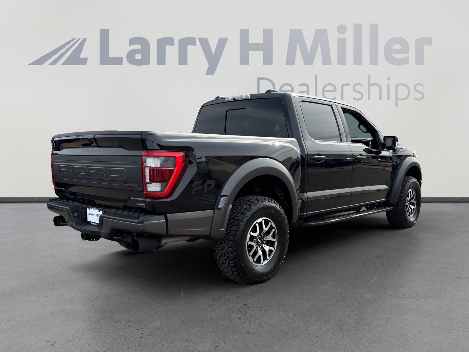 Used 2023 Ford F150 Raptor image 5