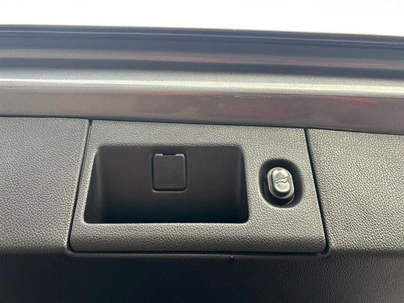 Used 2019 Chevrolet Tahoe Premier image 36