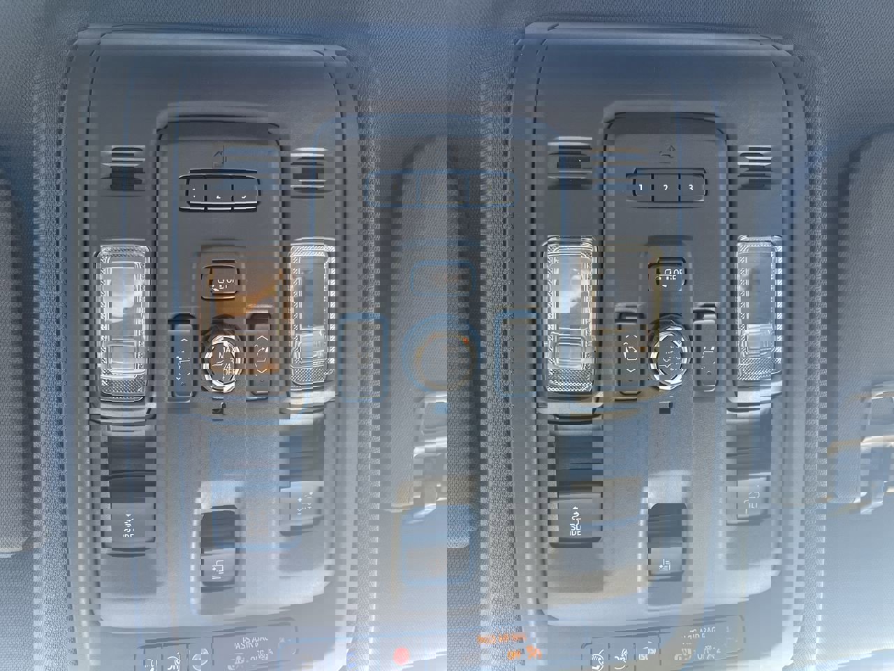 Used 2021 Chevrolet Suburban RST w/ Luxury Package AWD/4WD image 28