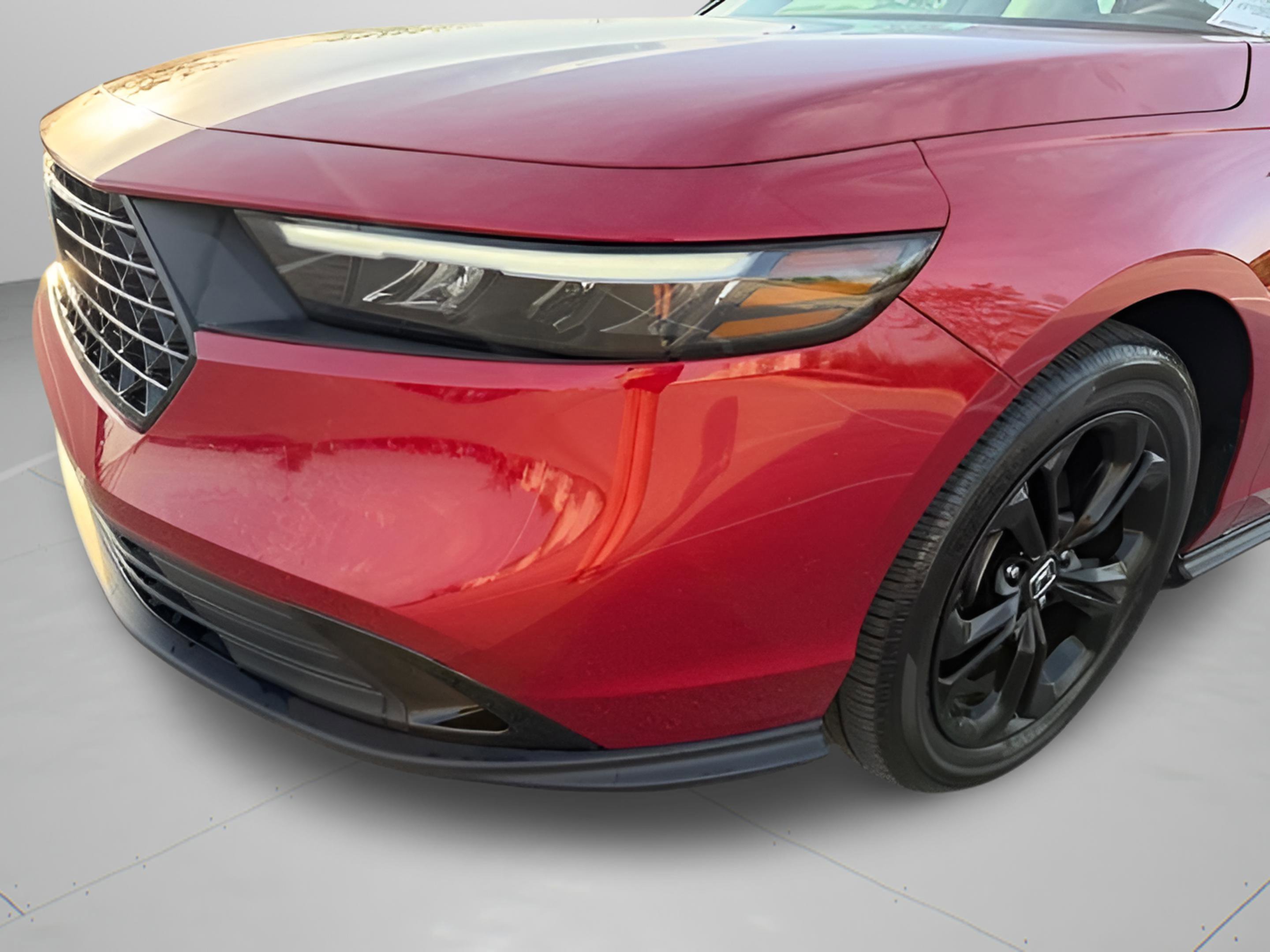 Certified 2025 Honda Accord SE image 29