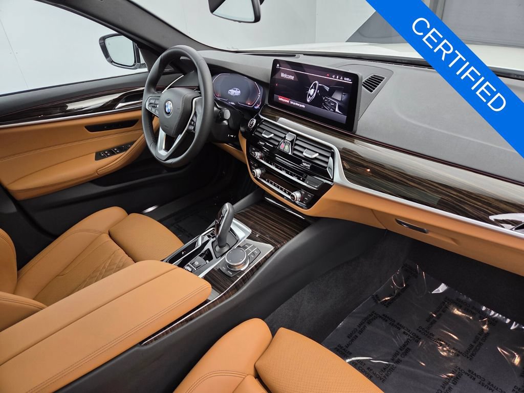Used 2023 BMW 540i w/ Premium Package RWD image 17