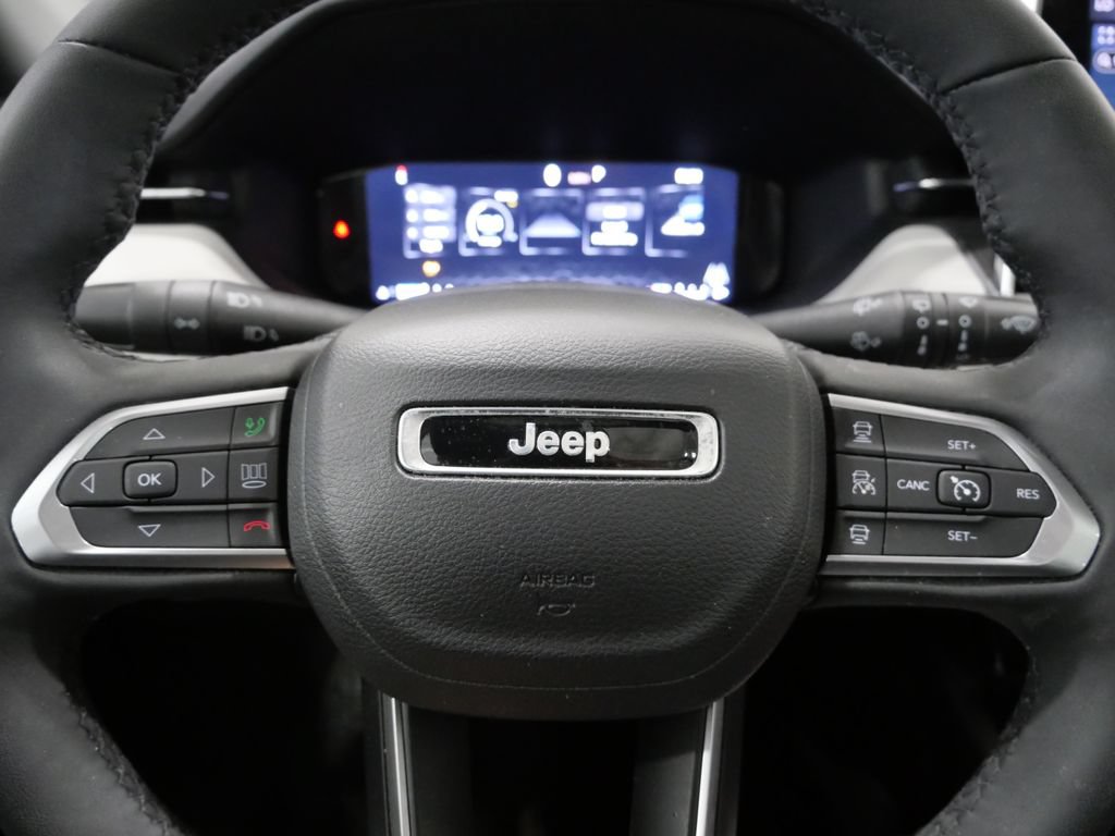 Used 2023 Jeep Compass Limited w/ Elite Group AWD/4WD image 17