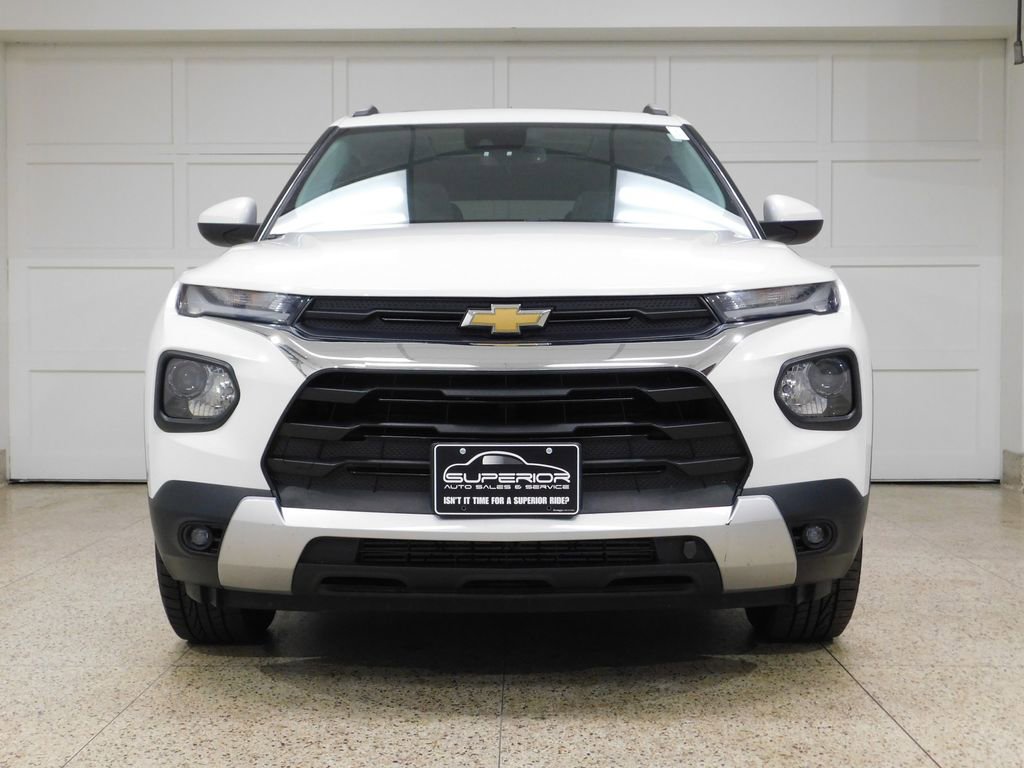 Used 2021 Chevrolet TrailBlazer LT w/ Sun and Liftgate Package AWD/4WD image 2