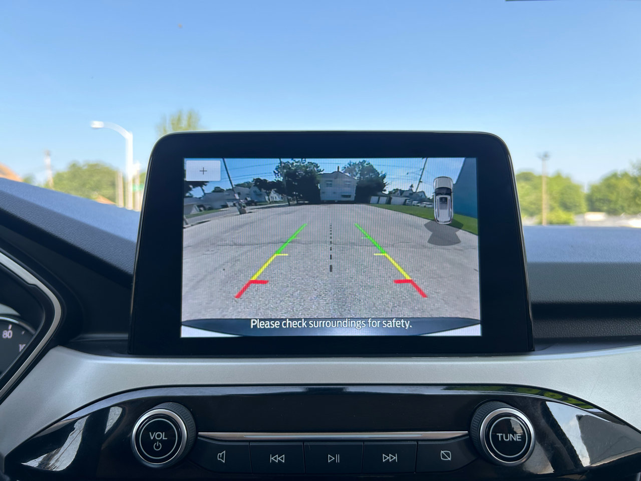 Used 2021 Ford Escape SE w/ Cold Weather Package image 13