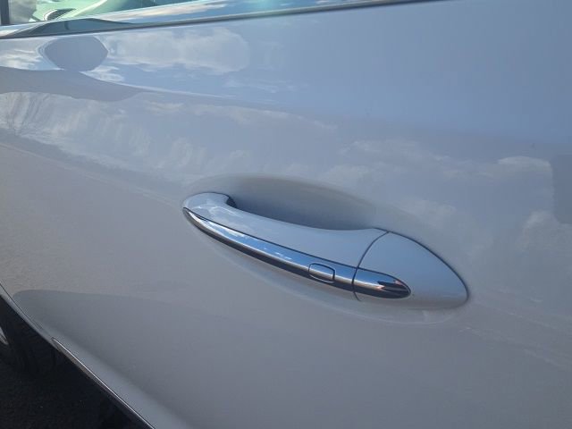 Used 2024 Buick Enclave Premium FWD image 25