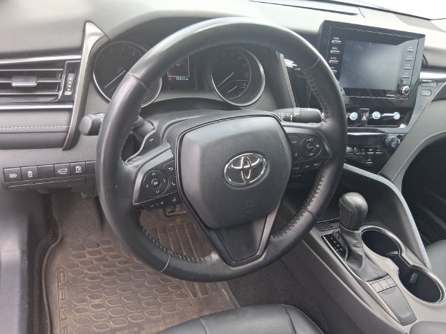Used 2023 Toyota Camry SE FWD image 13