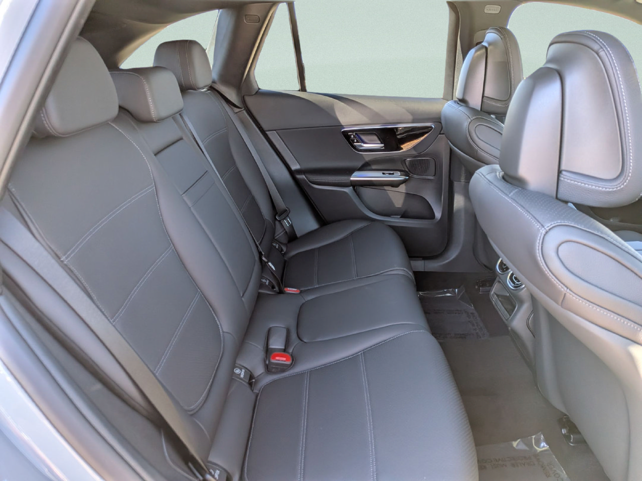 New 2027 Mercedes-Benz GLC 300 image 8