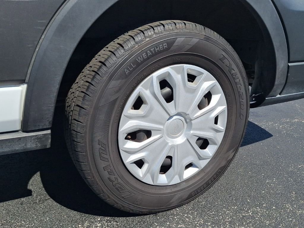 Used 2023 Ford Transit 350 XLT image 28