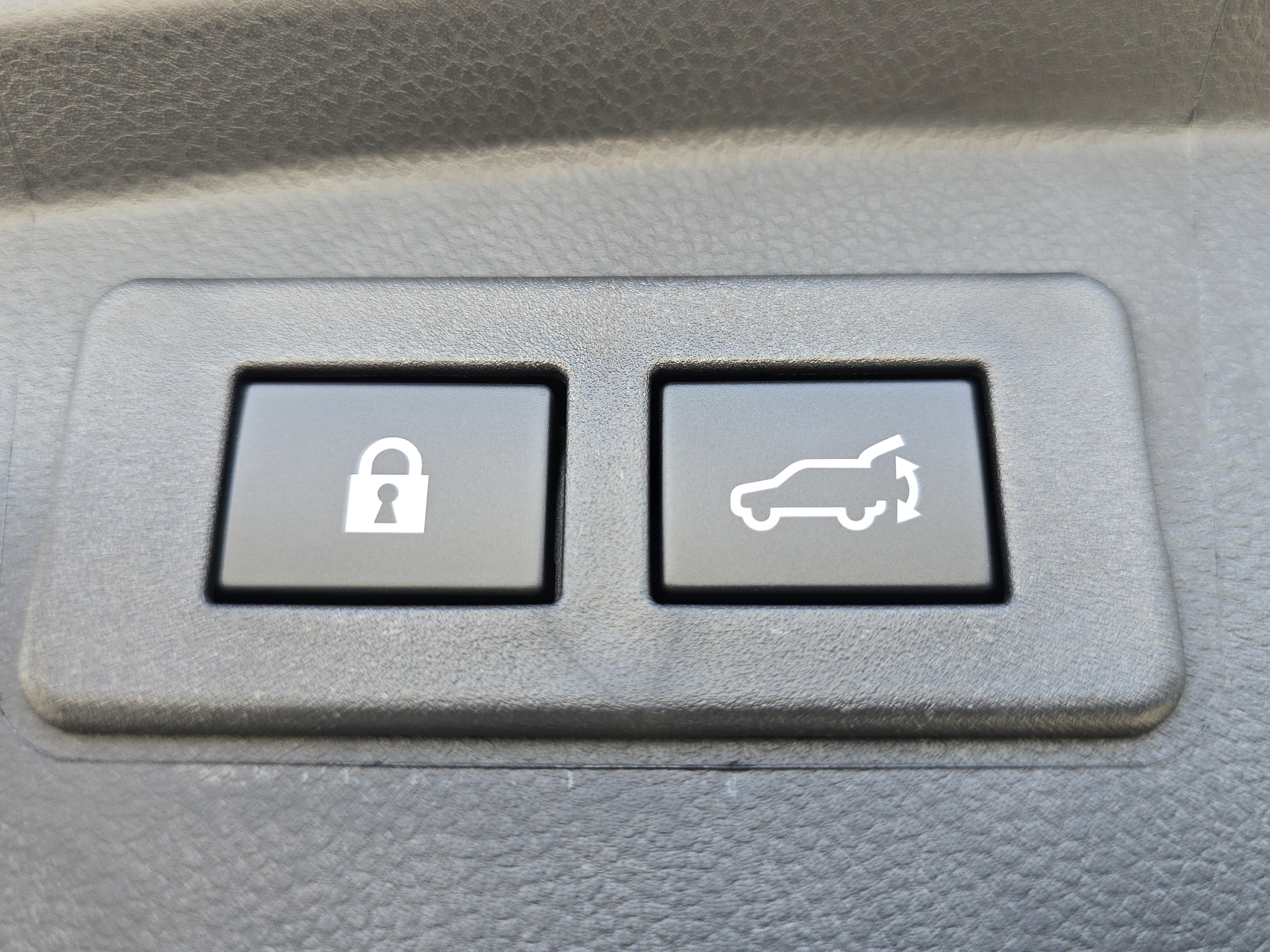 New 2025 Subaru Outback Touring XT image 18