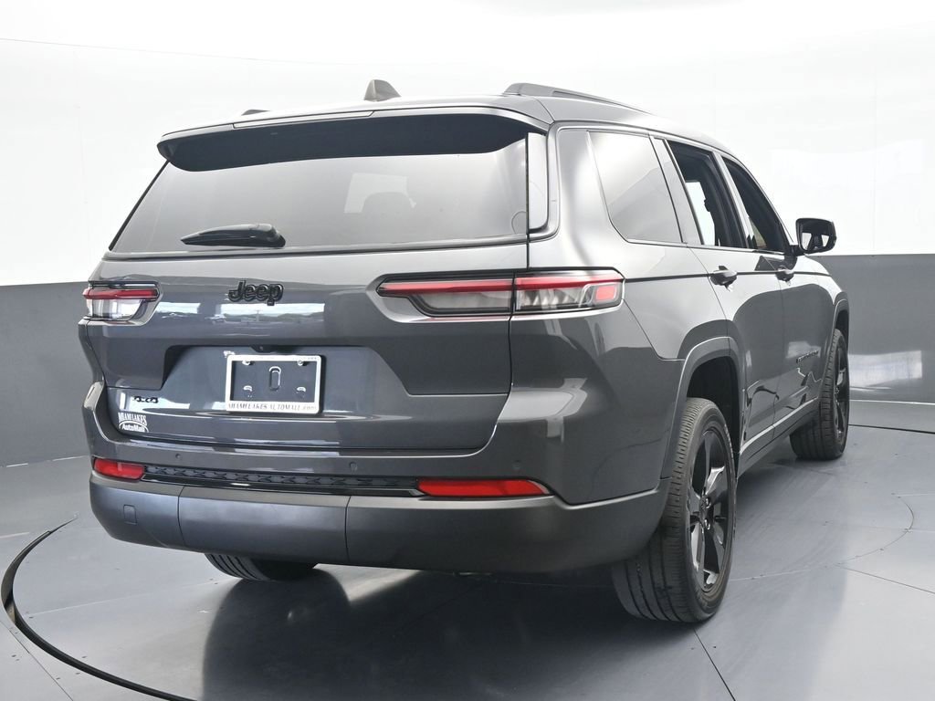 Used 2023 Jeep Grand Cherokee L Laredo AWD/4WD image 5