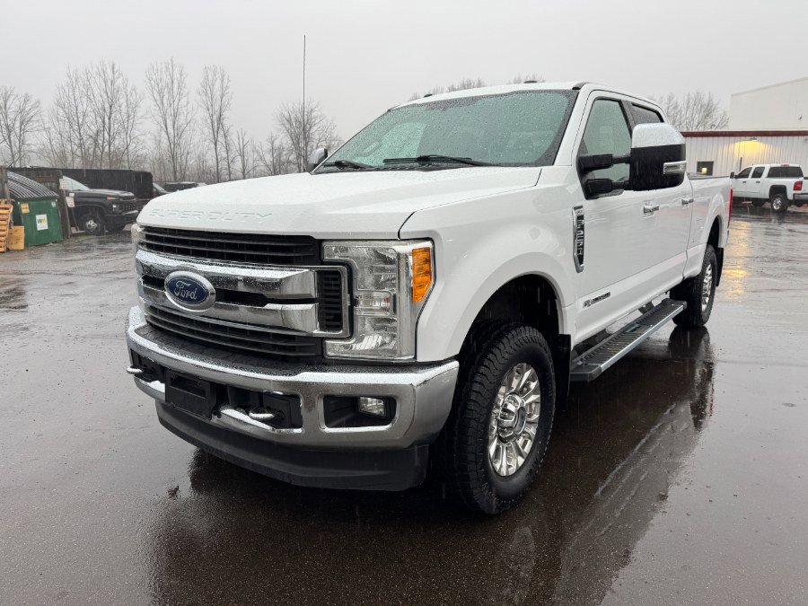 Used 2017 Ford F250 XLT w/ XLT Premium Package image 1