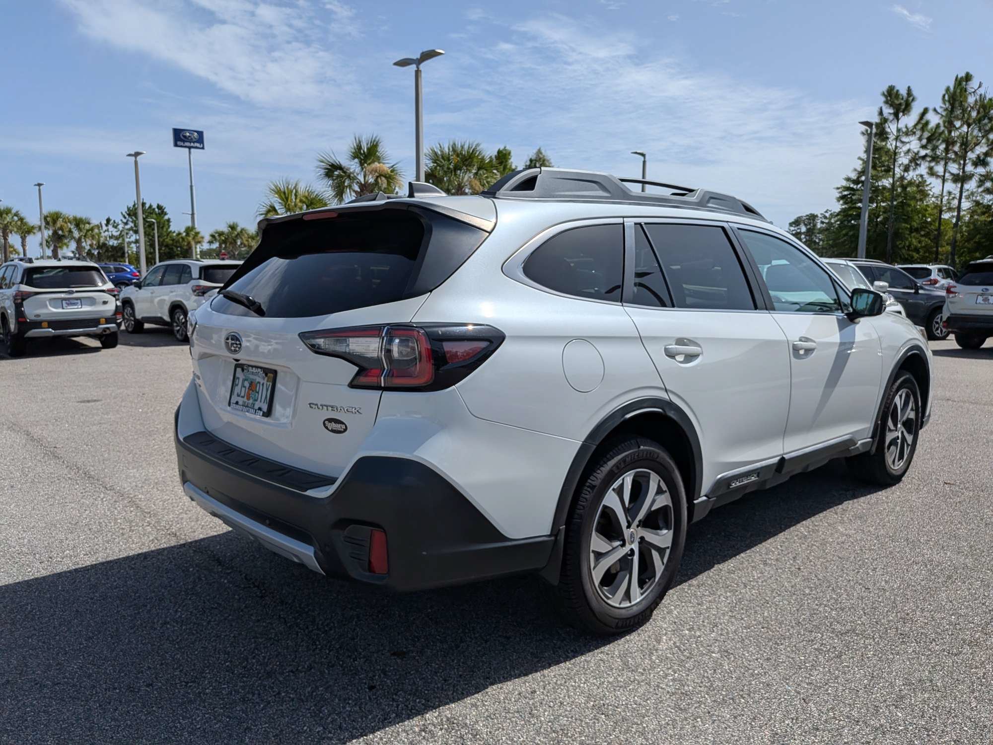 Certified 2021 Subaru Outback Limited w/ Popular Package #2 AWD/4WD image 4
