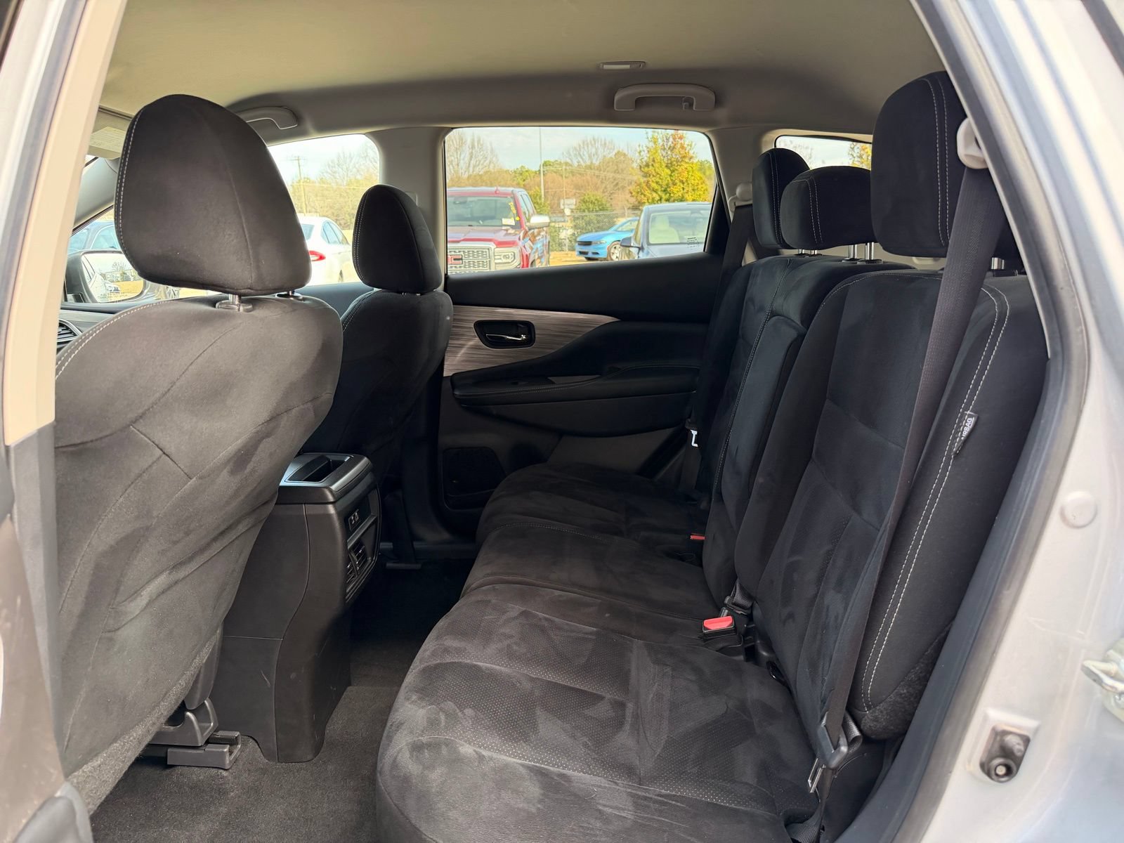 Used 2019 Nissan Murano S AWD/4WD image 14
