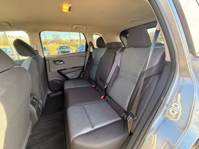 Certified 2023 Nissan Rogue SV image 16