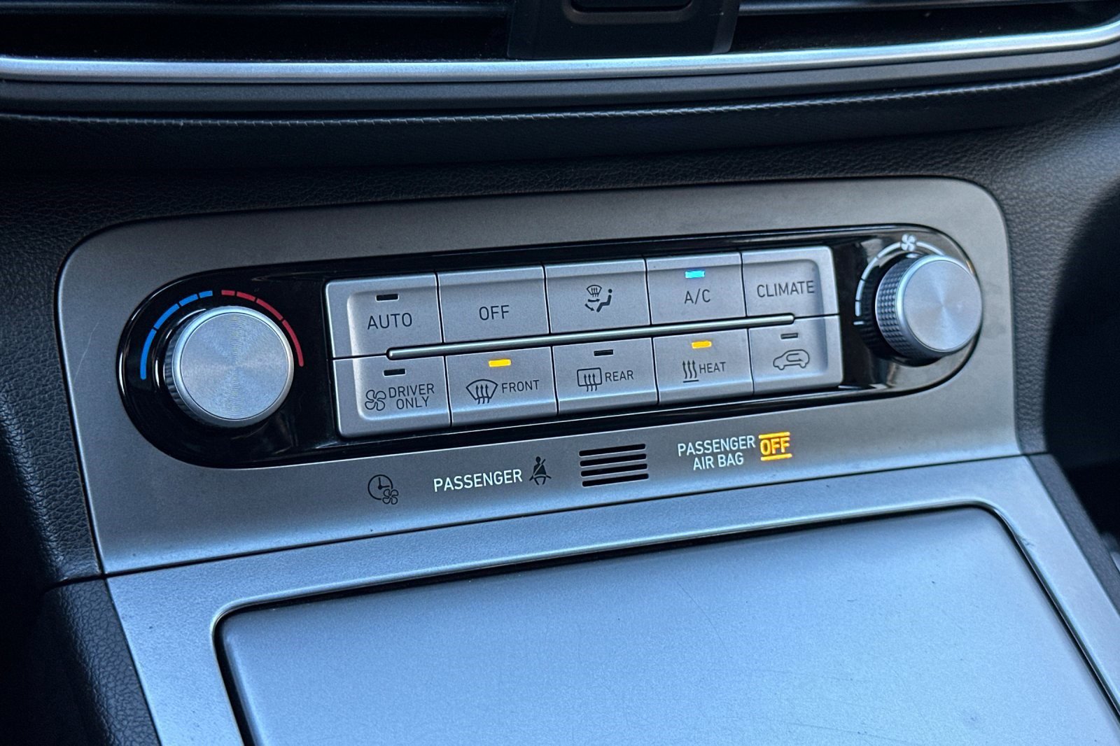 Used 2019 Hyundai Kona SEL image 17