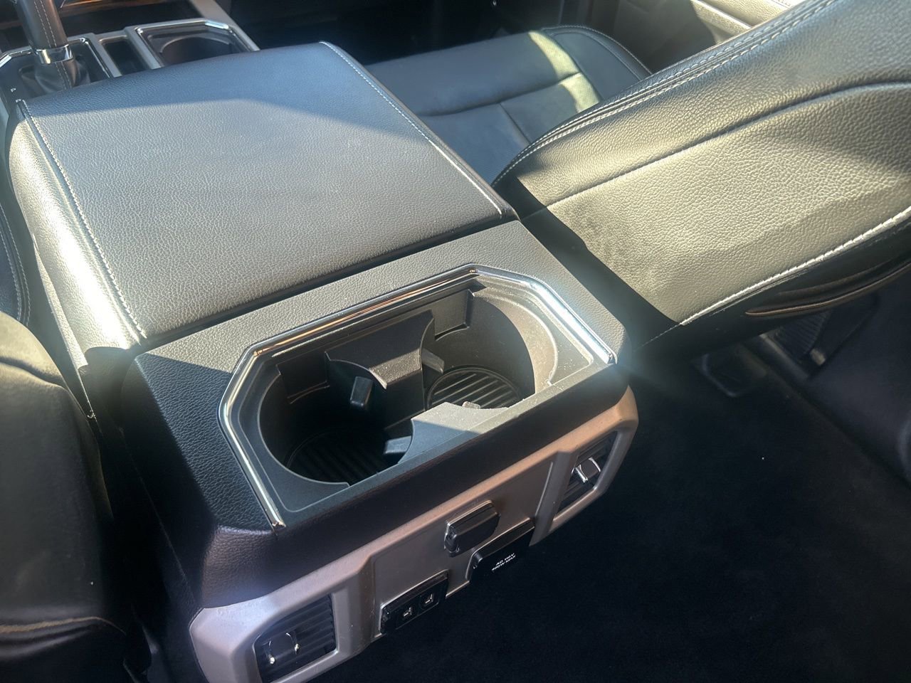 Used 2018 Ford F150 Lariat image 30