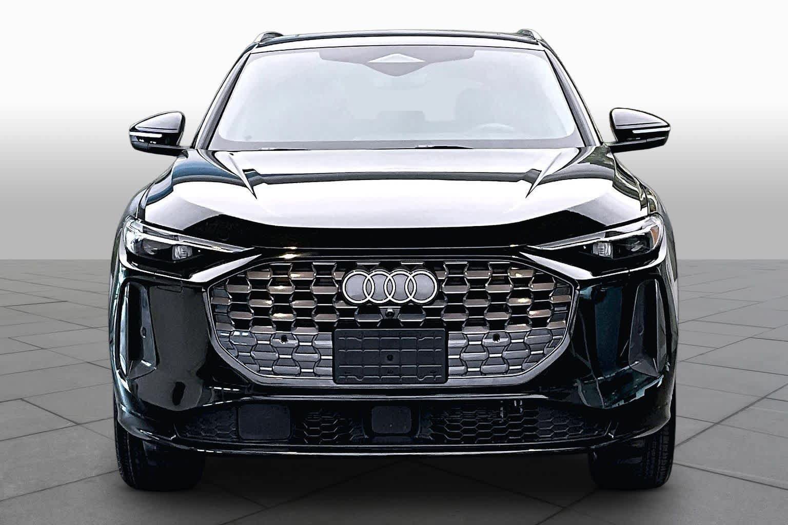 Certified 2025 Audi Q5 Premium w/ Premium Plus AWD/4WD image 4
