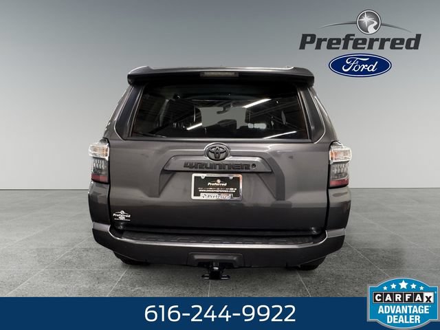 Used 2015 Toyota 4Runner SR5 AWD/4WD image 23