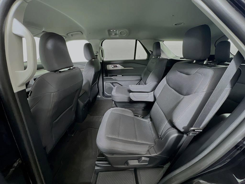 Used 2025 Ford Explorer Active image 26