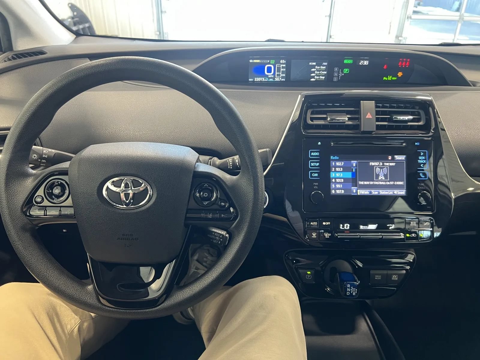 Used 2019 Toyota Prius LE FWD image 30