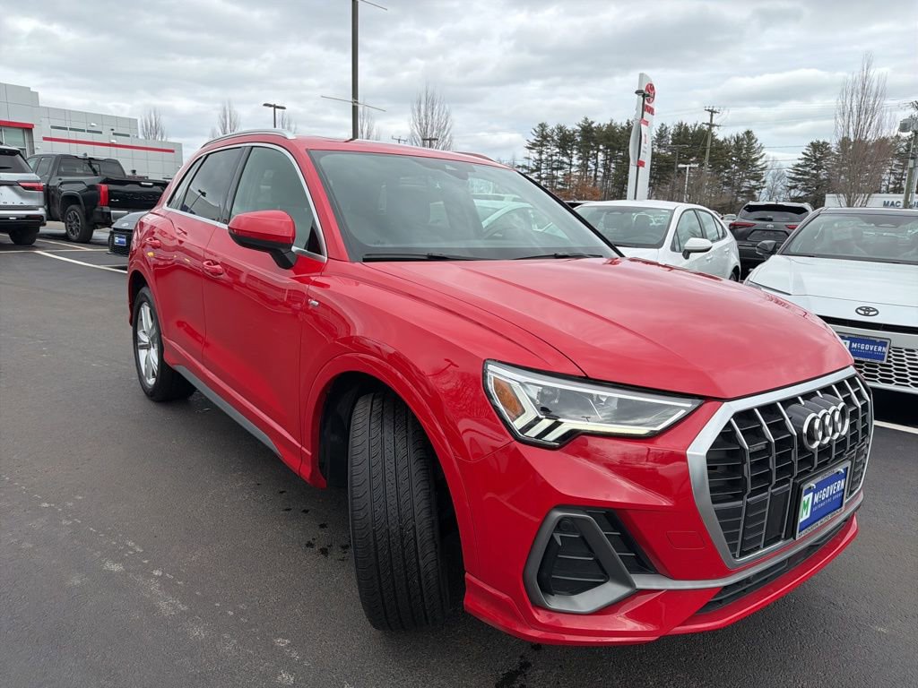 Used 2022 Audi Q3 2.0T Premium Plus image 3