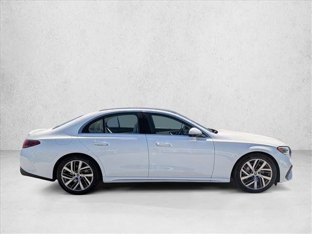 Used 2025 Mercedes-Benz E 350 Sedan image 4