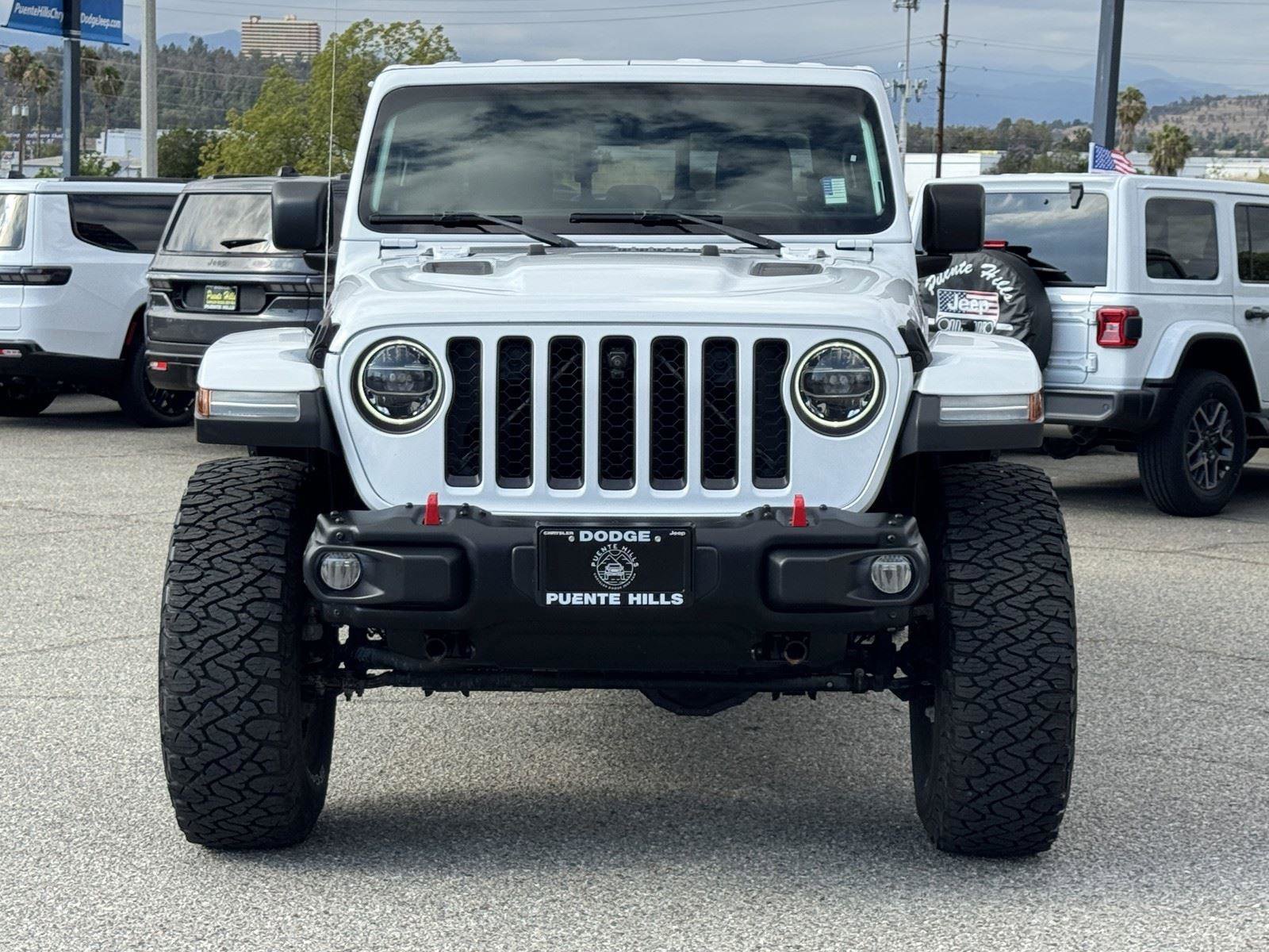 Used 2021 Jeep Gladiator Rubicon AWD/4WD image 2