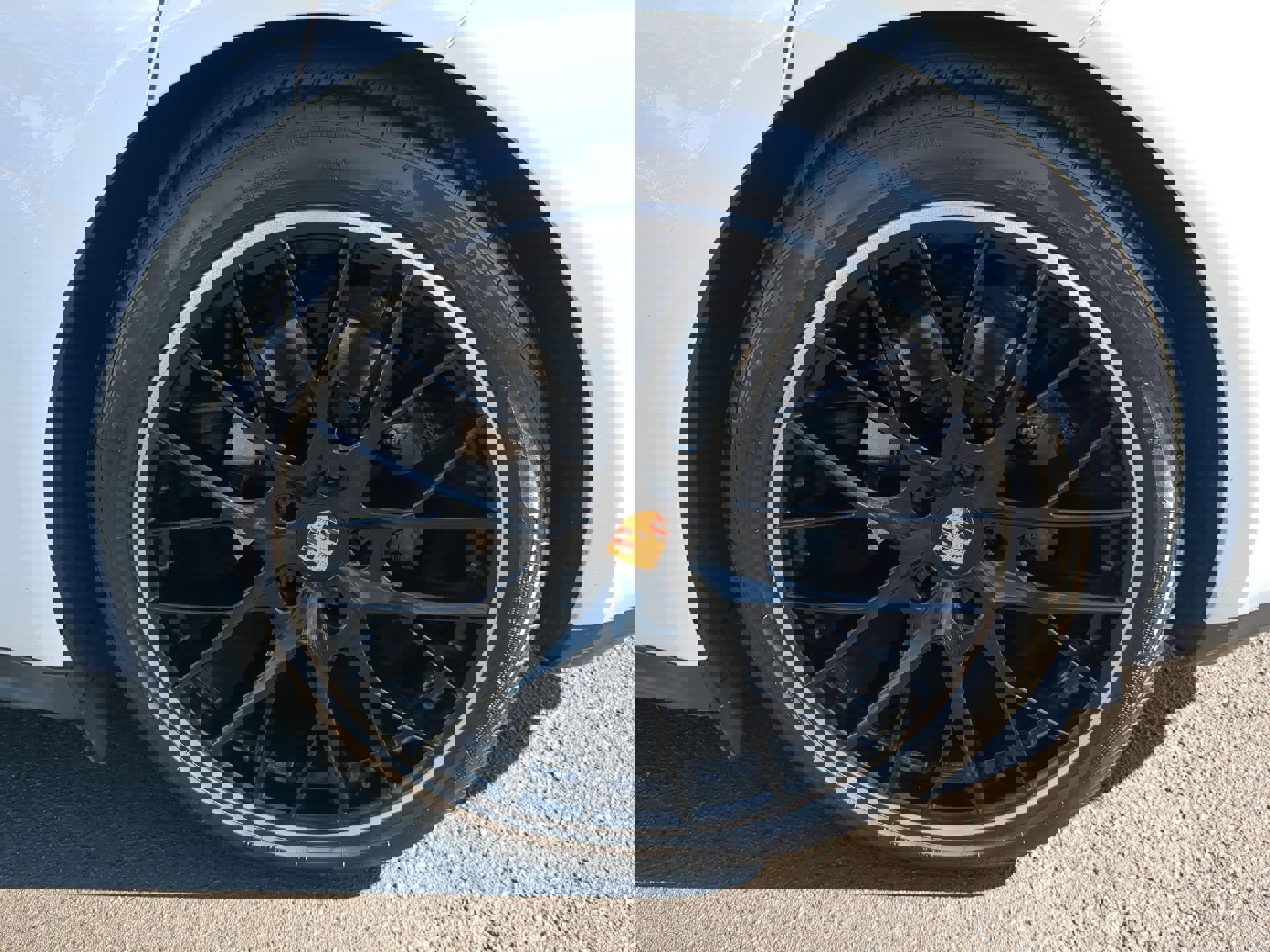 Used 2018 Porsche Panamera 4S w/ Premium Package Plus image 37