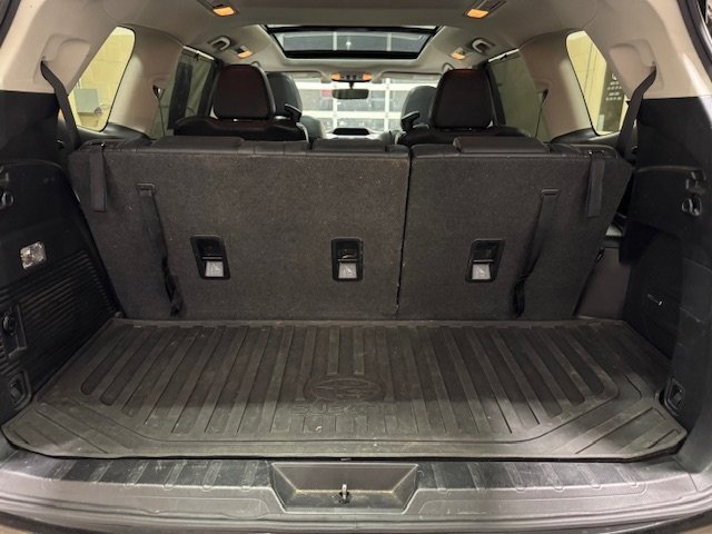 Used 2020 Subaru Ascent Limited w/ Technology Package image 12