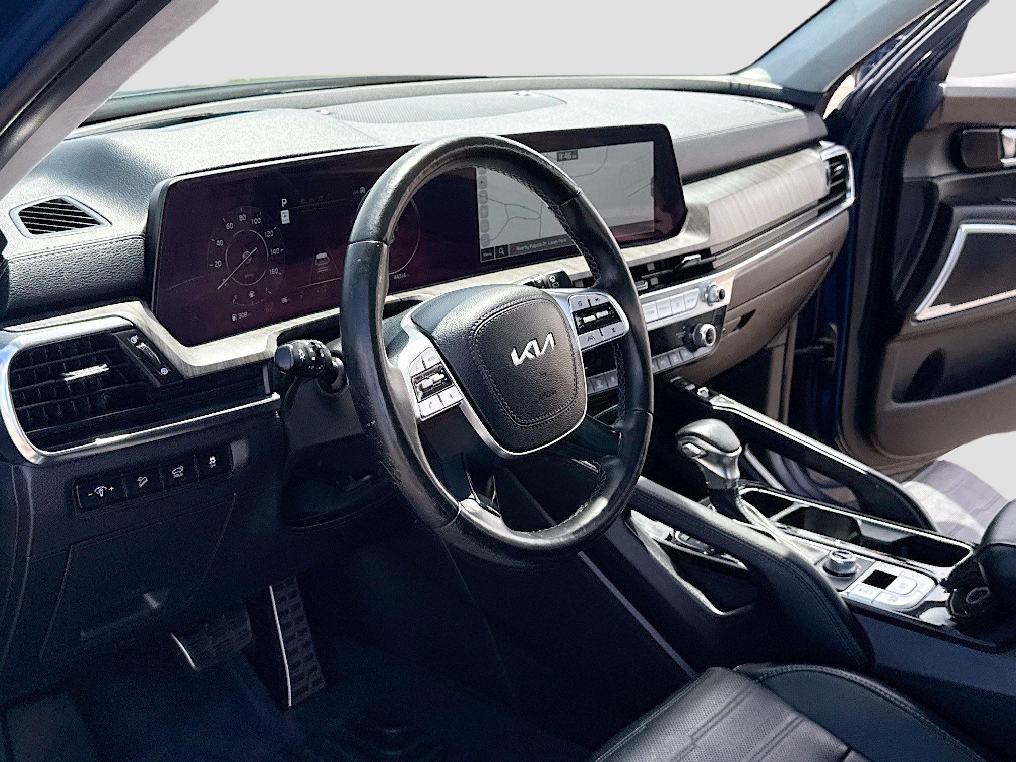 Used 2023 Kia Telluride SX Prestige AWD/4WD image 4