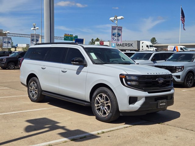 New 2026 Ford Expedition Max Active image 4