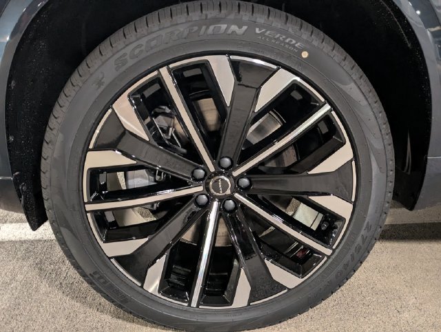 New 2026 Volvo XC90 T8 Ultra w/ Protection Package AWD/4WD image 10