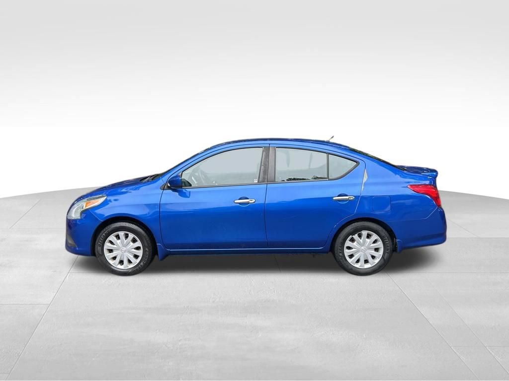 Used 2016 Nissan Versa SV FWD video 2