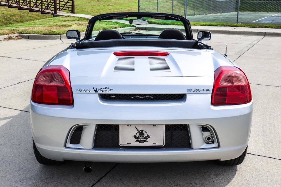 Used 2003 Toyota MR2 RWD image 12