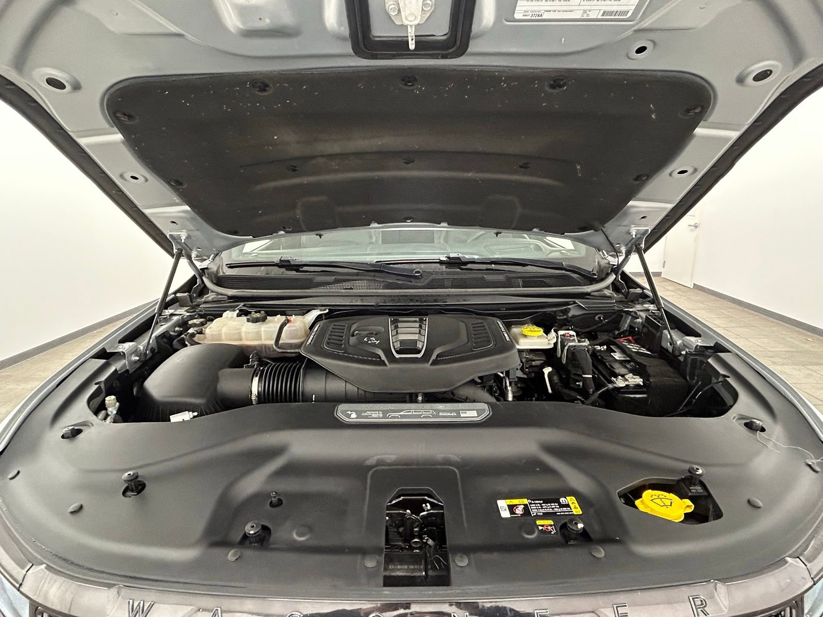 Used 2024 Jeep Grand Wagoneer L Series II w/ Quick Order Packagew 28T image 43